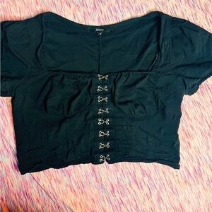BLACK STRAP UP PUFFY SLEEVE CORSET CROP TOP.